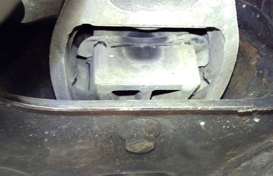 Независимая переделка кронштейна коробки передач для Ford Mondeo