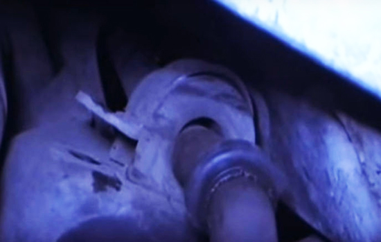 Как заменить втулки стабилизатора в Ford Mondeo 1 без снятия подрамника? Мы знаем как!