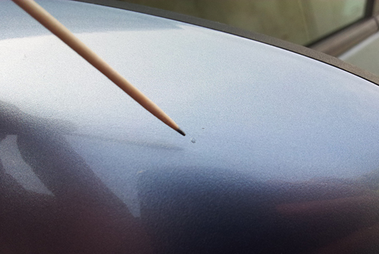 Как удалить глубокие царапины на лакокрасочном покрытии автомобиля? Полировка и заполнение царапин и вмятин