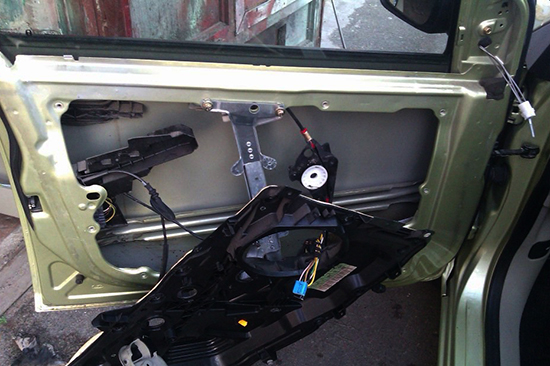 Уплотнение двери своими руками Ford Fiesta