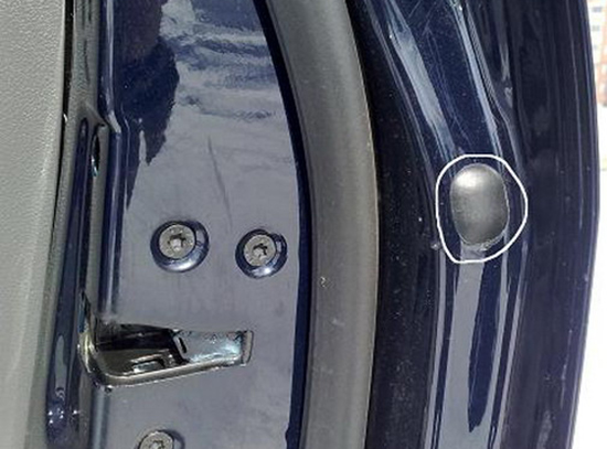 Как снять дверную ручку на автомобиле Ford Focus 2? Вот и ответ!