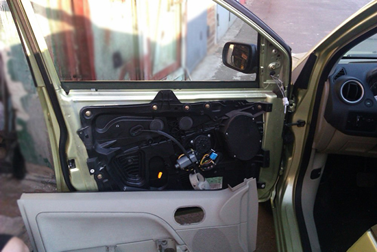 Звукоизоляция дверей Ford Fiesta своими руками